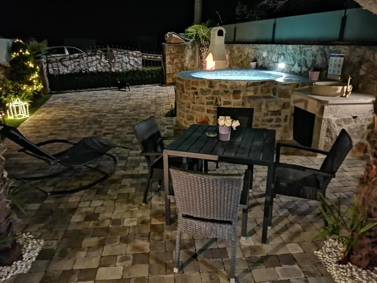 Apartman Brajutovci 26 Kornic Bagian luar foto
